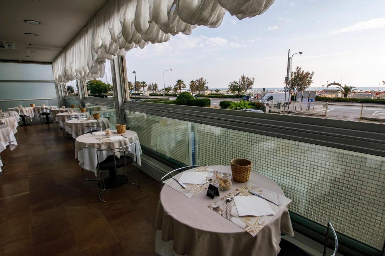 Hotel Derby Rimini Eksteriør bilde