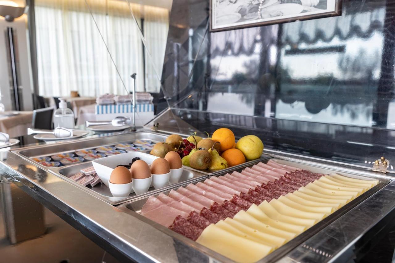 Hotel Derby Rimini Eksteriør bilde
