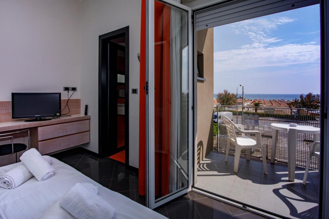 Hotel Derby Rimini Eksteriør bilde