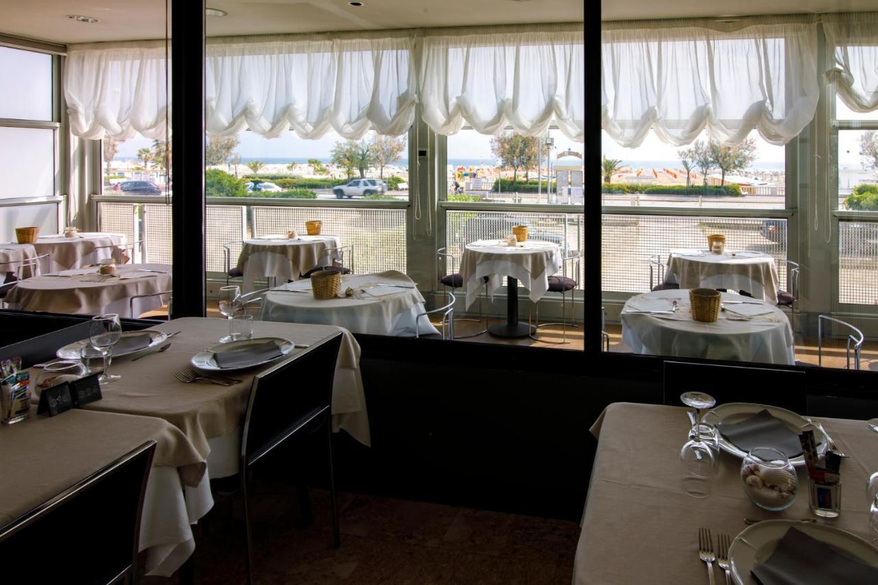 Hotel Derby Rimini Eksteriør bilde