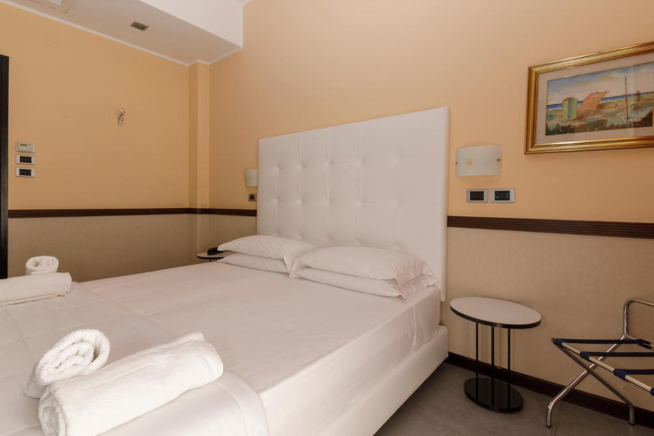 Hotel Derby Rimini Eksteriør bilde